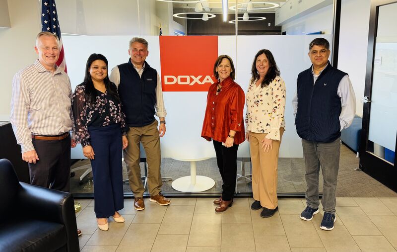 Sunlight Solutions and DOXA teams meeting together
